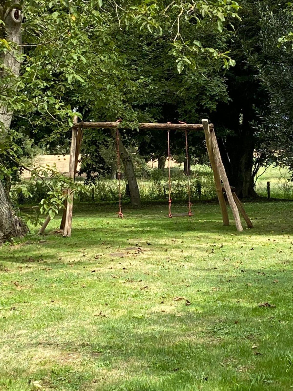 Les Anges Bleus Villa Chavannes-Sur-Reyssouze ภายนอก รูปภาพ